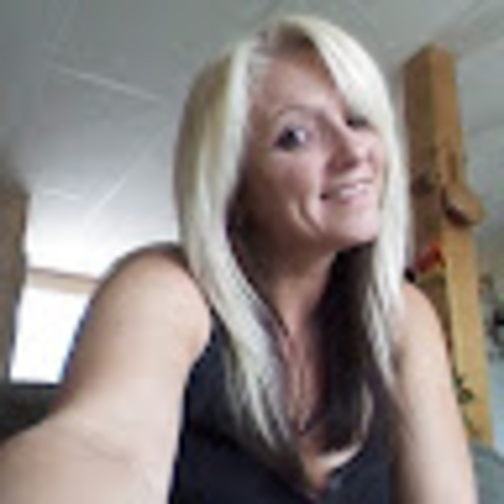 Meet your Posher, Denie
